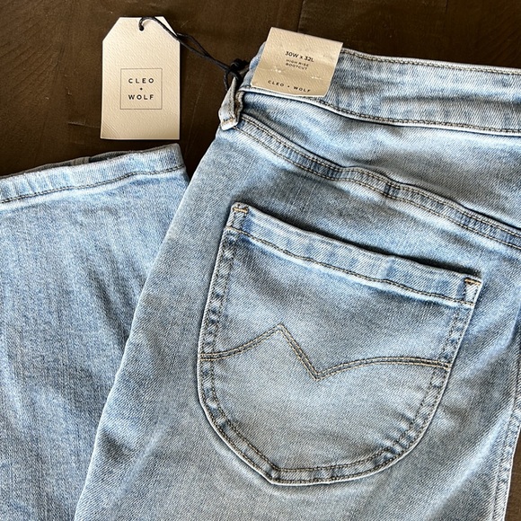 CLEO + WOLF SOUTH COAST HIGH-RISE LIGHT WASH STRETCH BOOTCUT JEANS - Picture 2 of 11